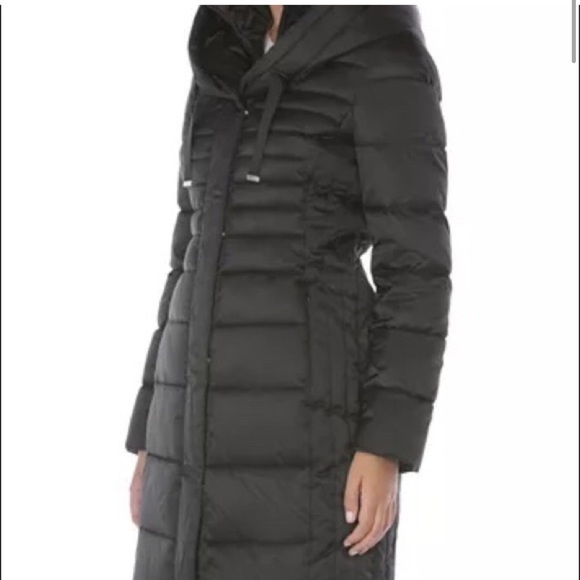 Tahari Black Mia Fitted Puffer Coat 02. - Picture 11 of 16
